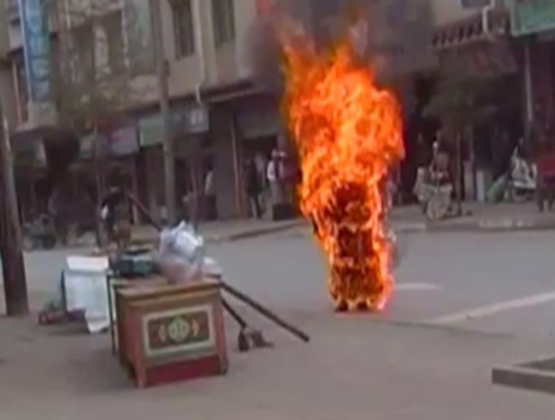 File:Chart-100-tibetan-self-immolations.jpg