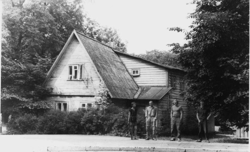 File:Taola house.jpg