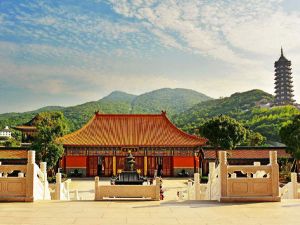 The main difference between Chinese Buddhism