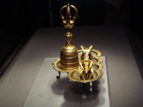 Kūkai's Vajra and Bell