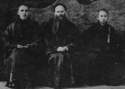 F.Lustig, K.Tennissons and a Chinese monk, China, 1935