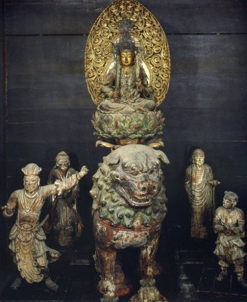 File:Monju-four-attendant108.jpg