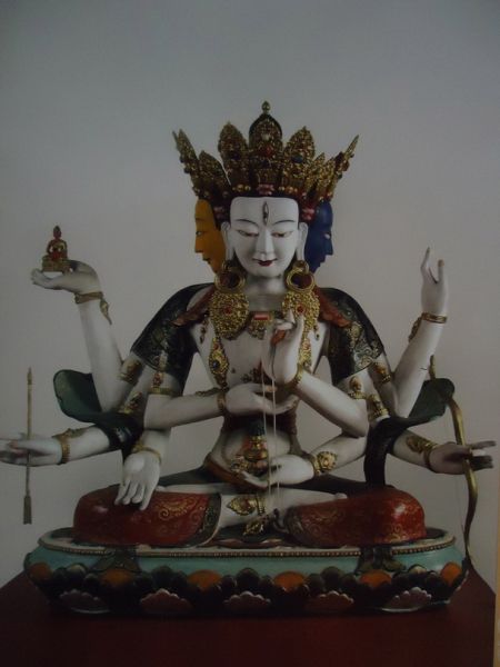 File:BuddhistFeminineDivinities-28.JPG