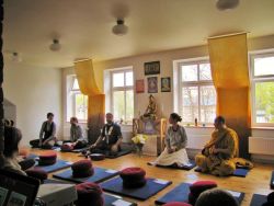 Estonian Buddhists in 2013. Photograph by Budakoda.
