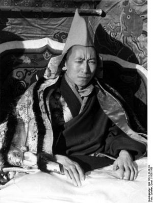 Jamphel Yeshe Gyaltsen, 1938