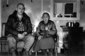V.Vaartnou and Hambo lama Erdineev (Head of Russian Buddhists) - 1983