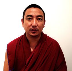 Yeshi Nyingdak (Tenzin)